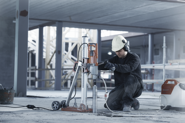 کرگیری در کف پارکینگ برای زهکشی