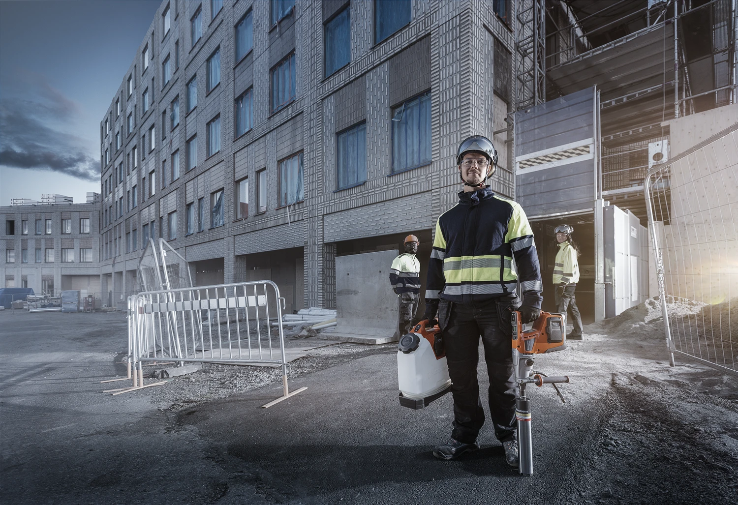 کرگیری دیوار بتنی؛ برش مهندسیشده در قلب سازههای عمودی