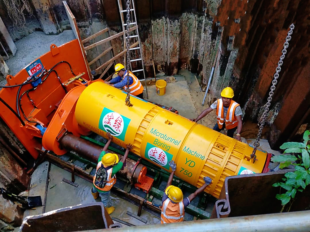 تجهیزات مورد استفاده در کرگیری لوله آب